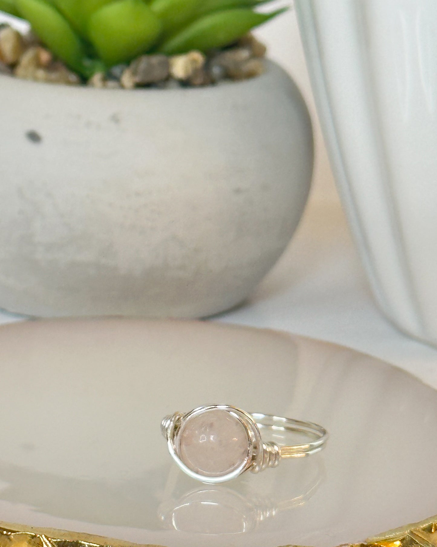 Single Gemstone Ring - Essential Paradise