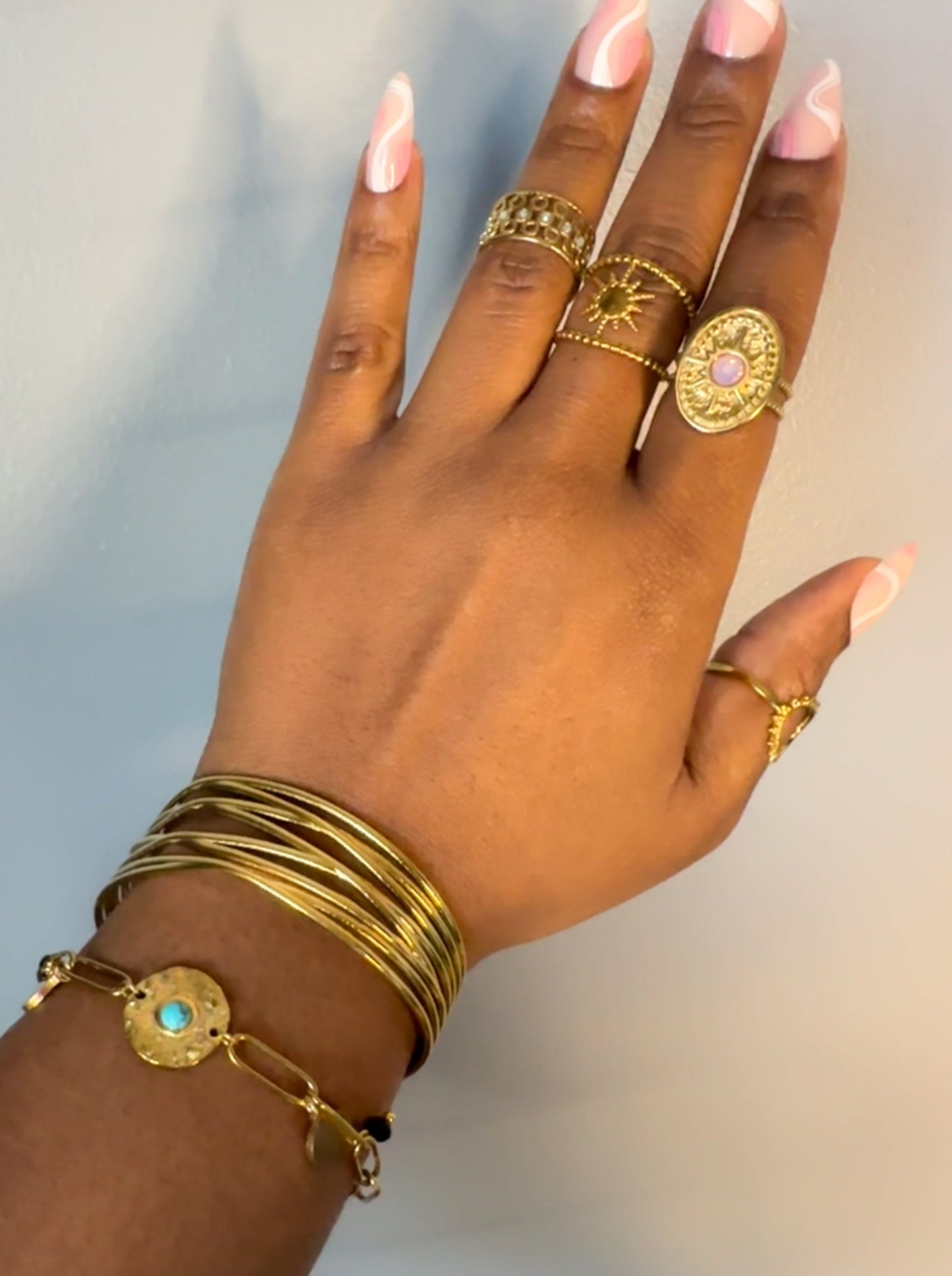 Euphoria Cuff Bracelet - Essential Paradise