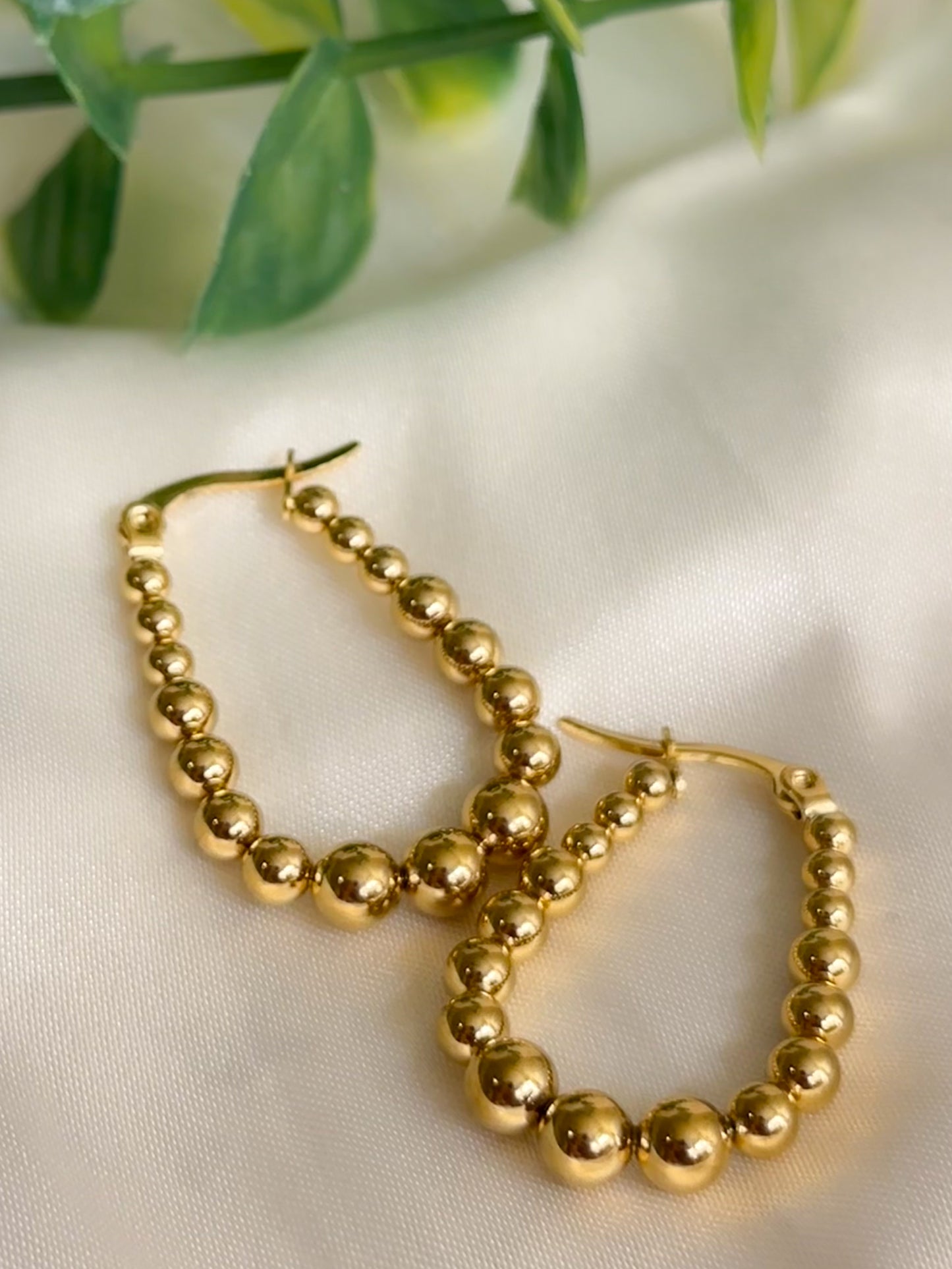 Eva Dotted Hoop Earrings