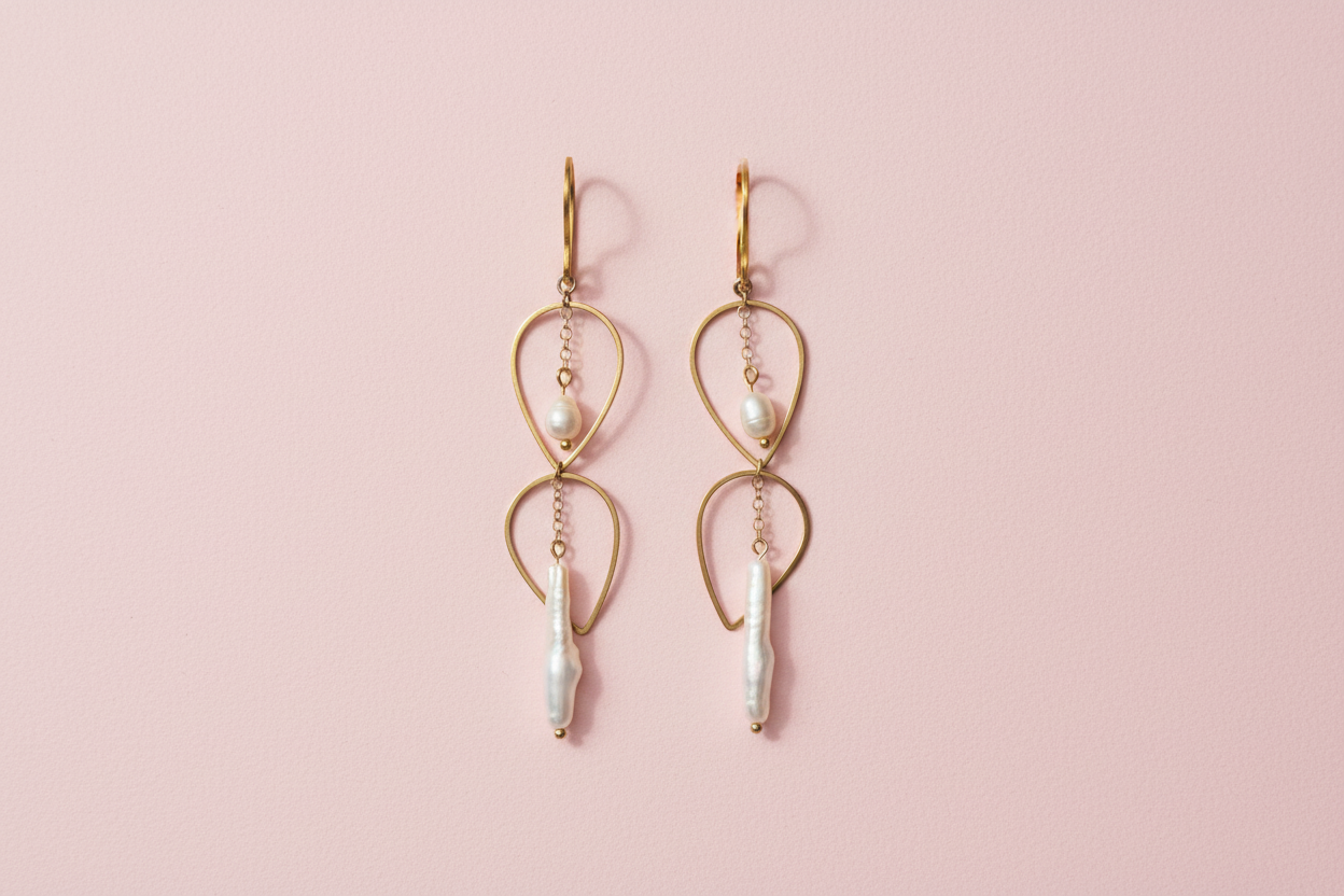 Serena Pearl Earrings