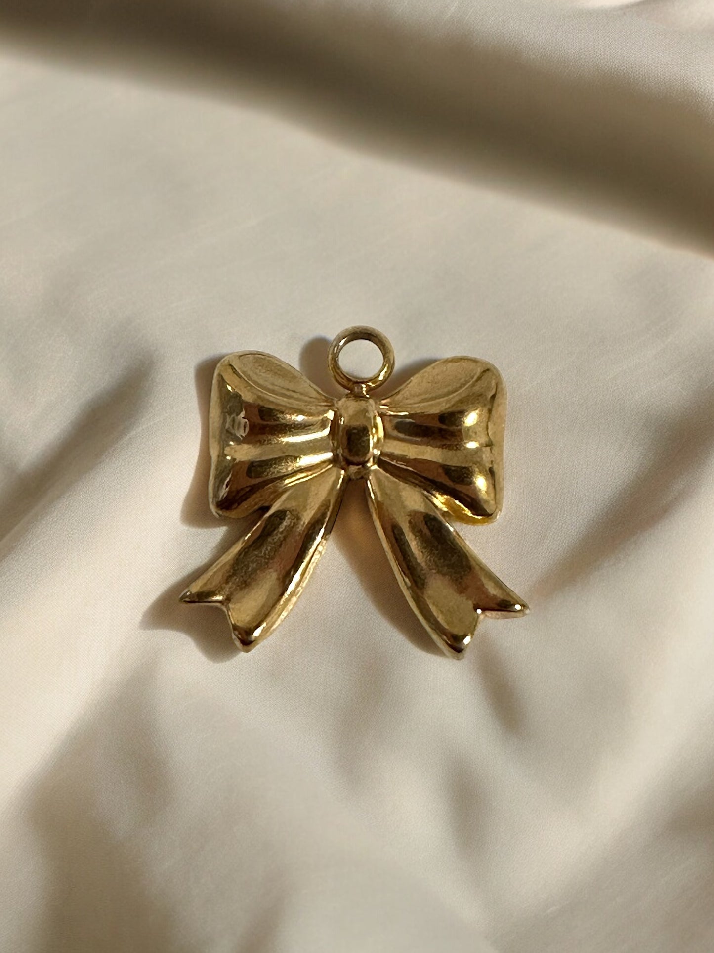 Luxe Bow Charm