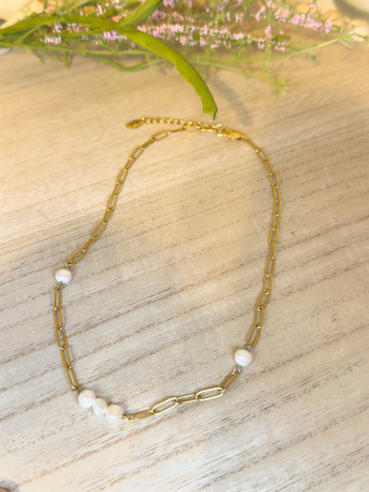 Annelise Necklace