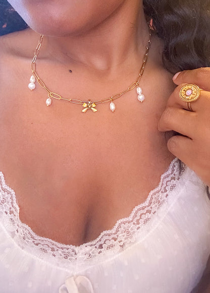 Wyndy Bow Charm Necklace