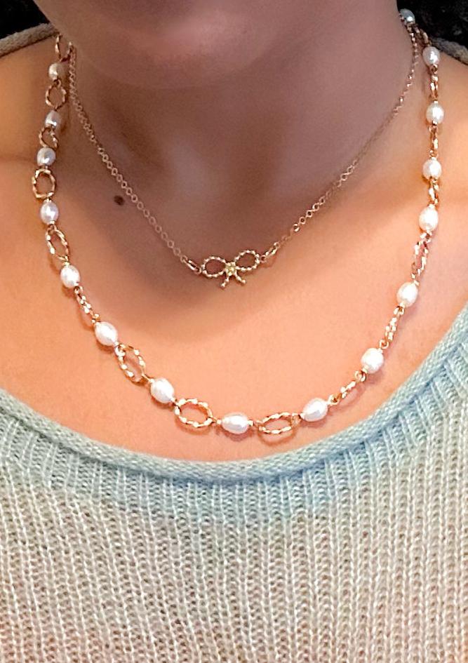 Noelle Chunky Pearl Necklace