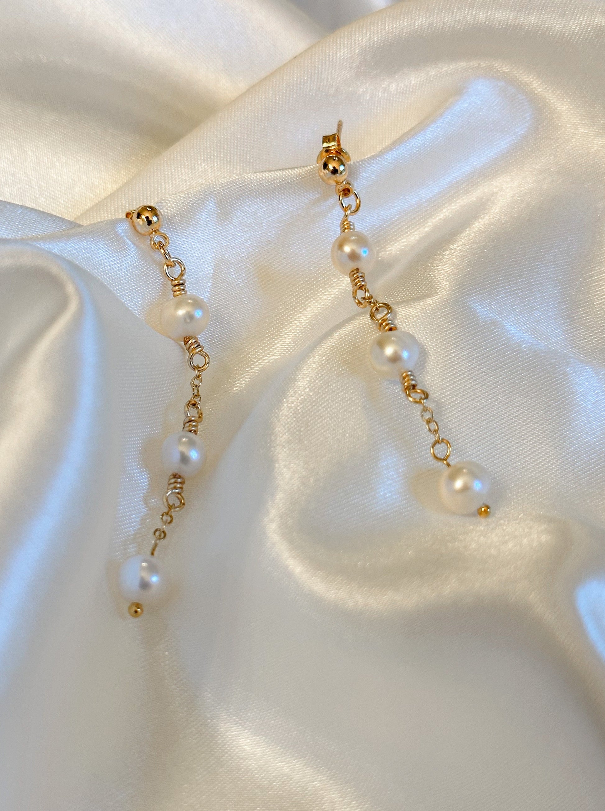 Pearl Trio Dangle Earrings - Essential Paradise