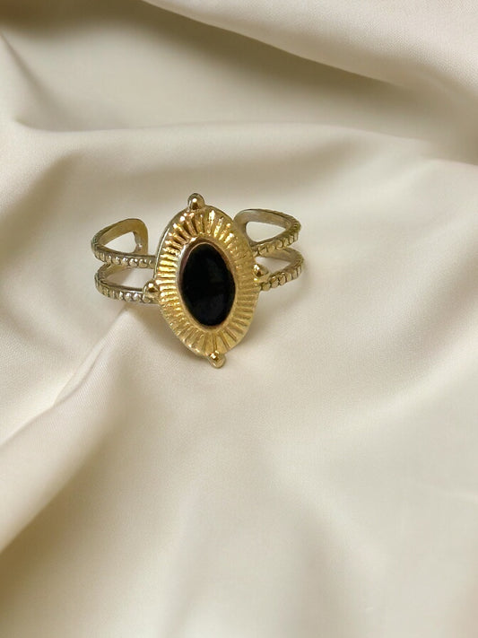 Utopia Statement Ring