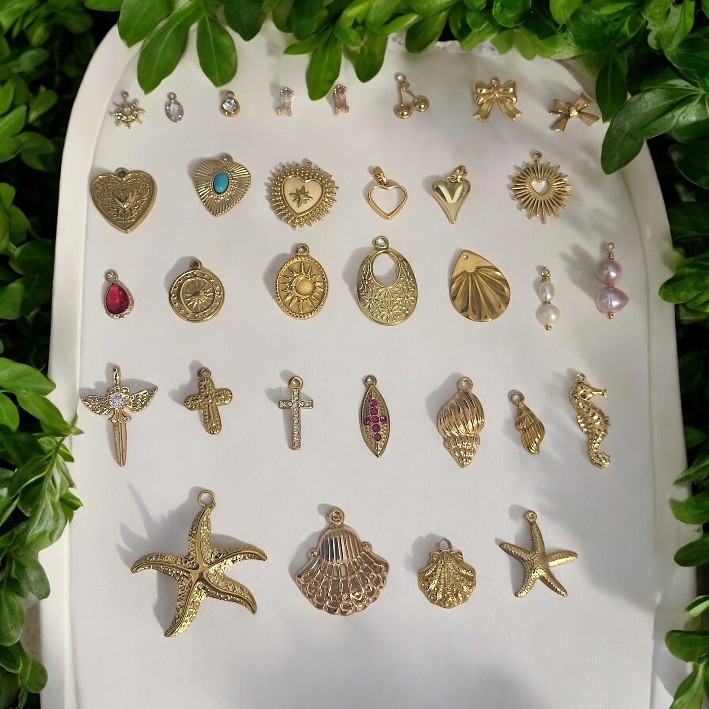 Clam Shell Charm