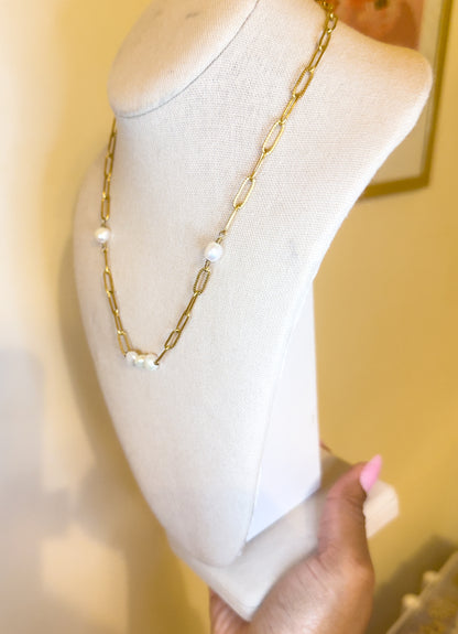 Annelise Necklace