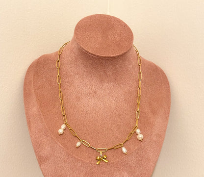 Wyndy Bow Charm Necklace