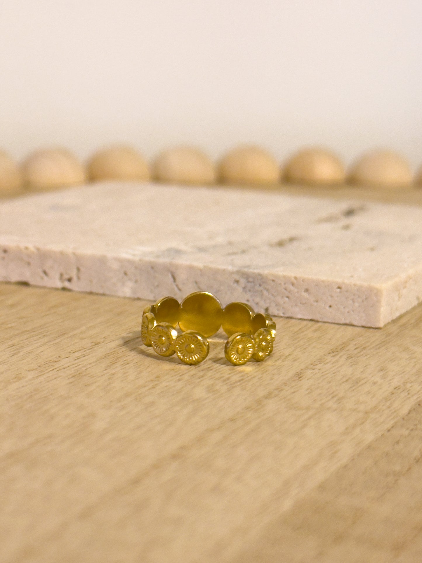 Nova Statement Ring