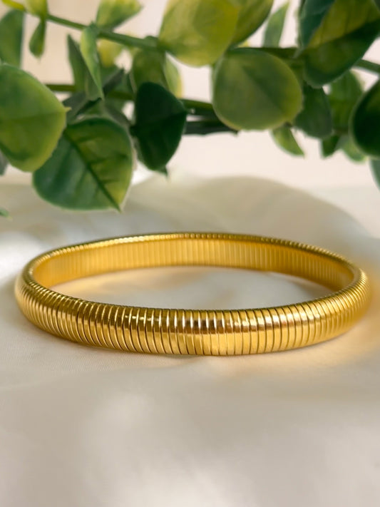 Calista Bangle