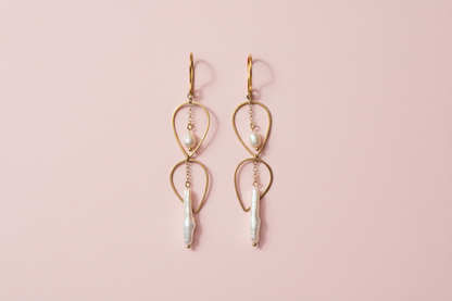 Serena Pearl Earrings