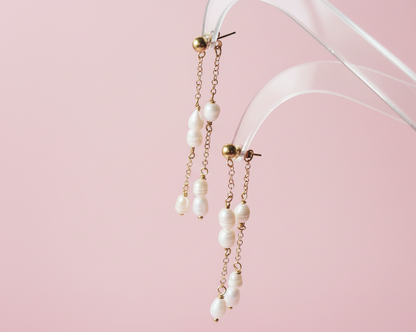 Salem Pearl Earrings