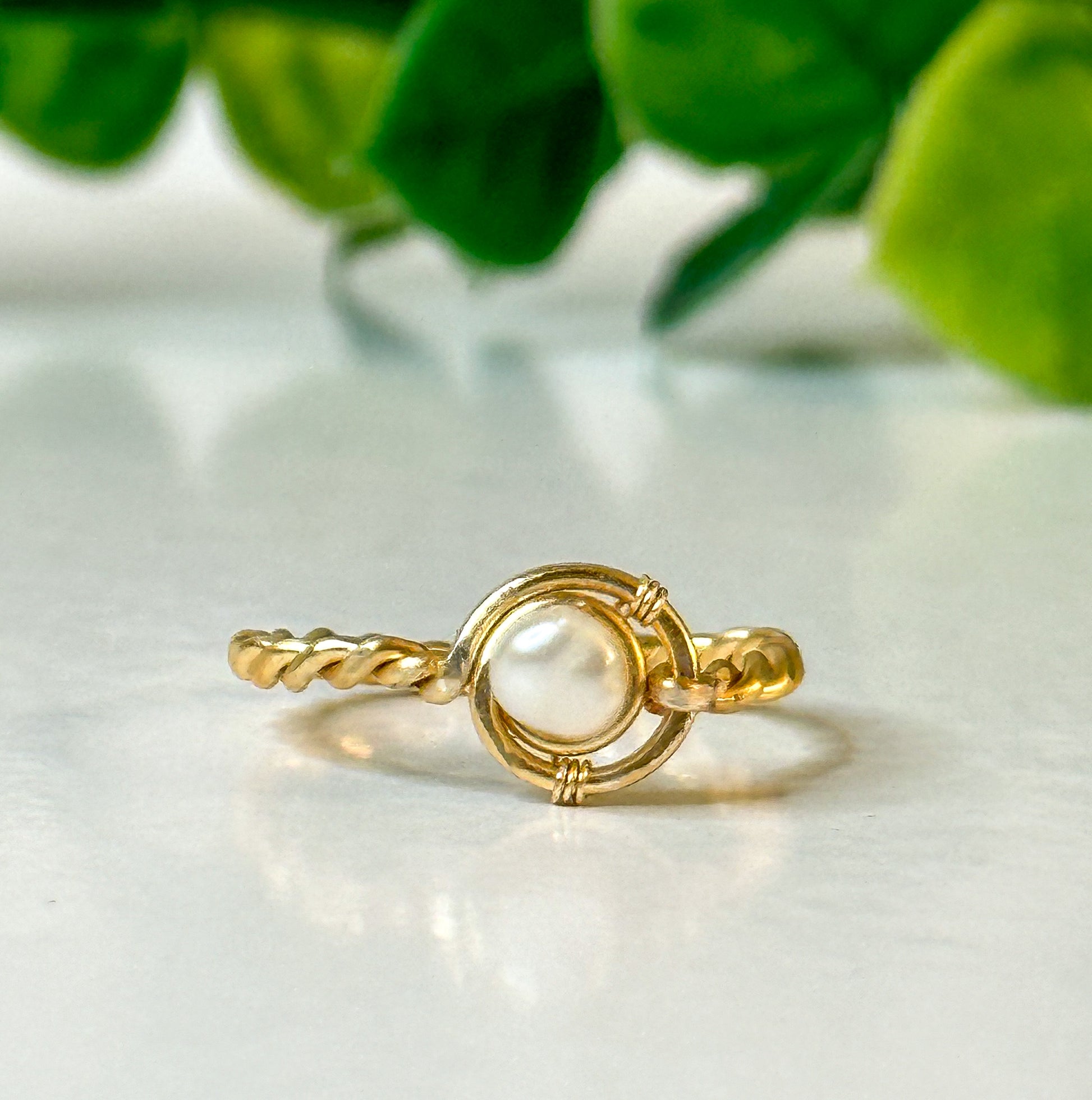 Twisted Freshwater Pearl Ring - Essential Paradise